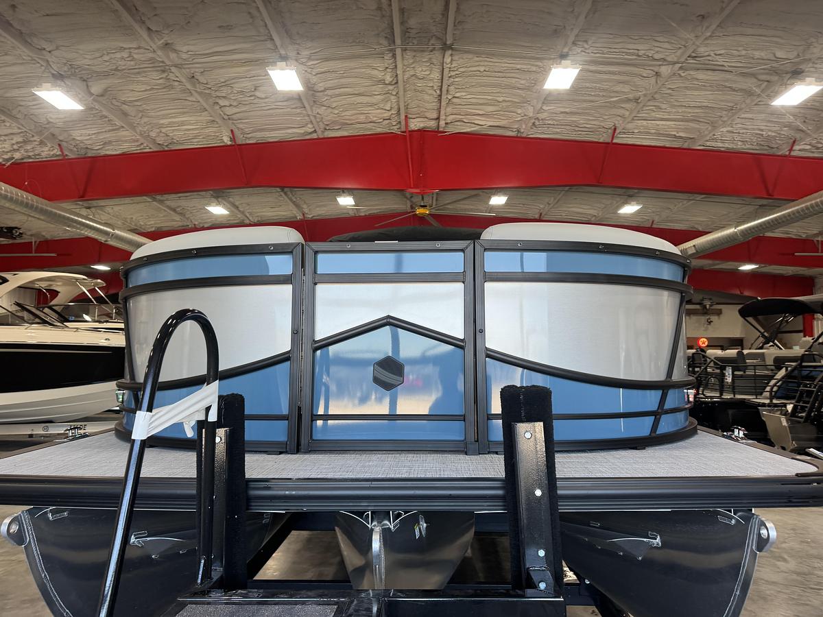 2027 SouthBay 525 RS