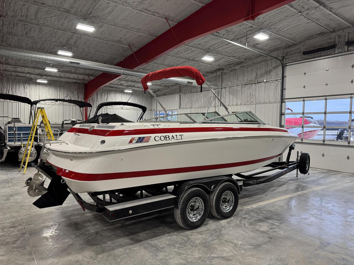 Used 1995 Cobalt 252 BR