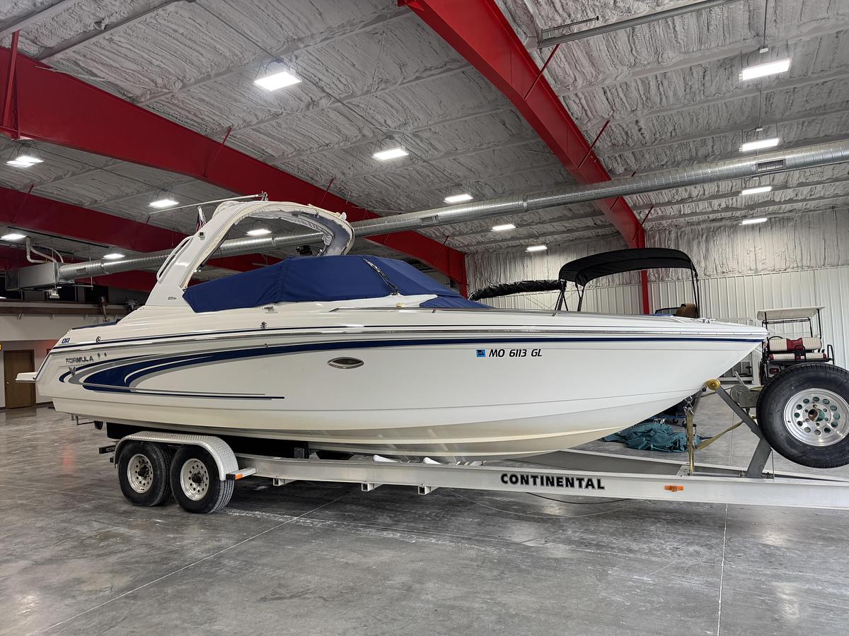 Used 2005 Formula 280 BR