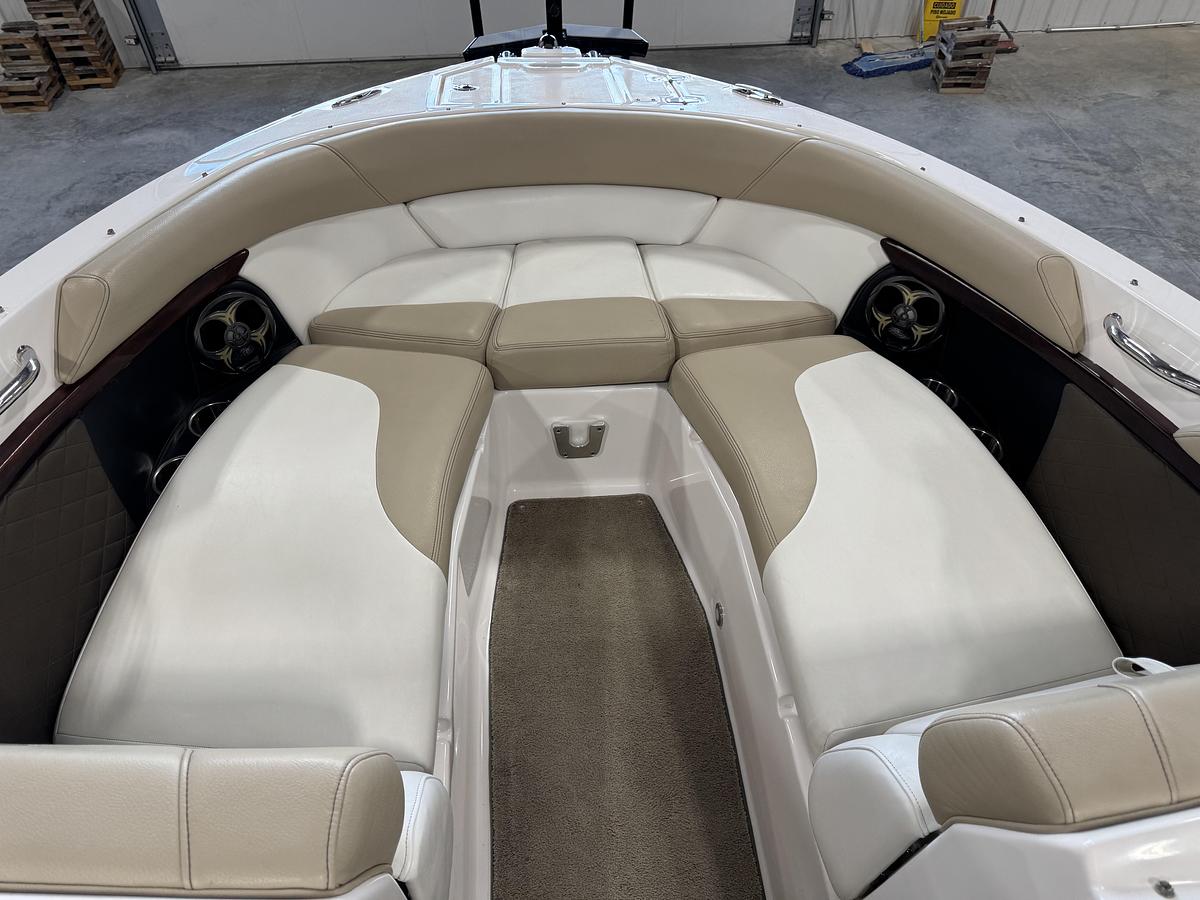 Used 2012 Regal 2700