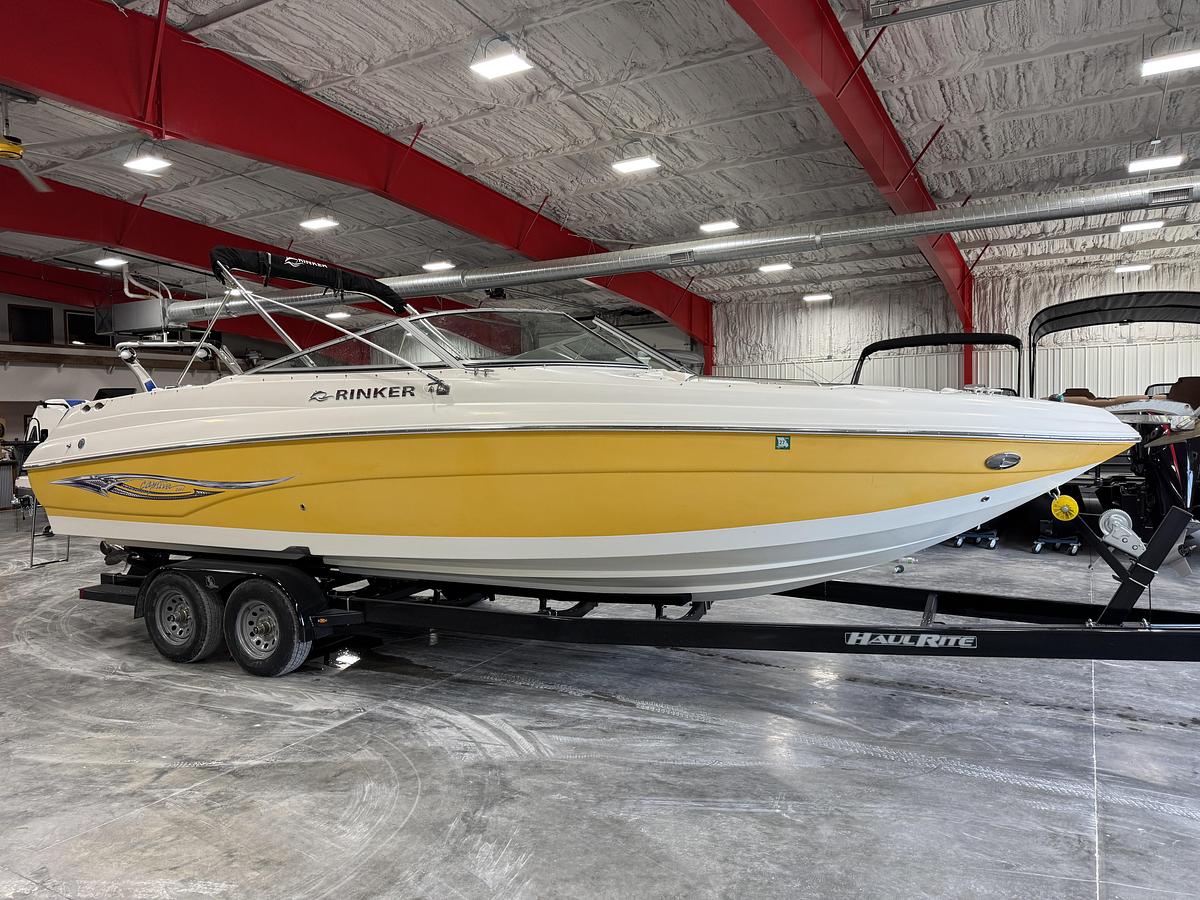 Used 2006 Rinker 282 BR