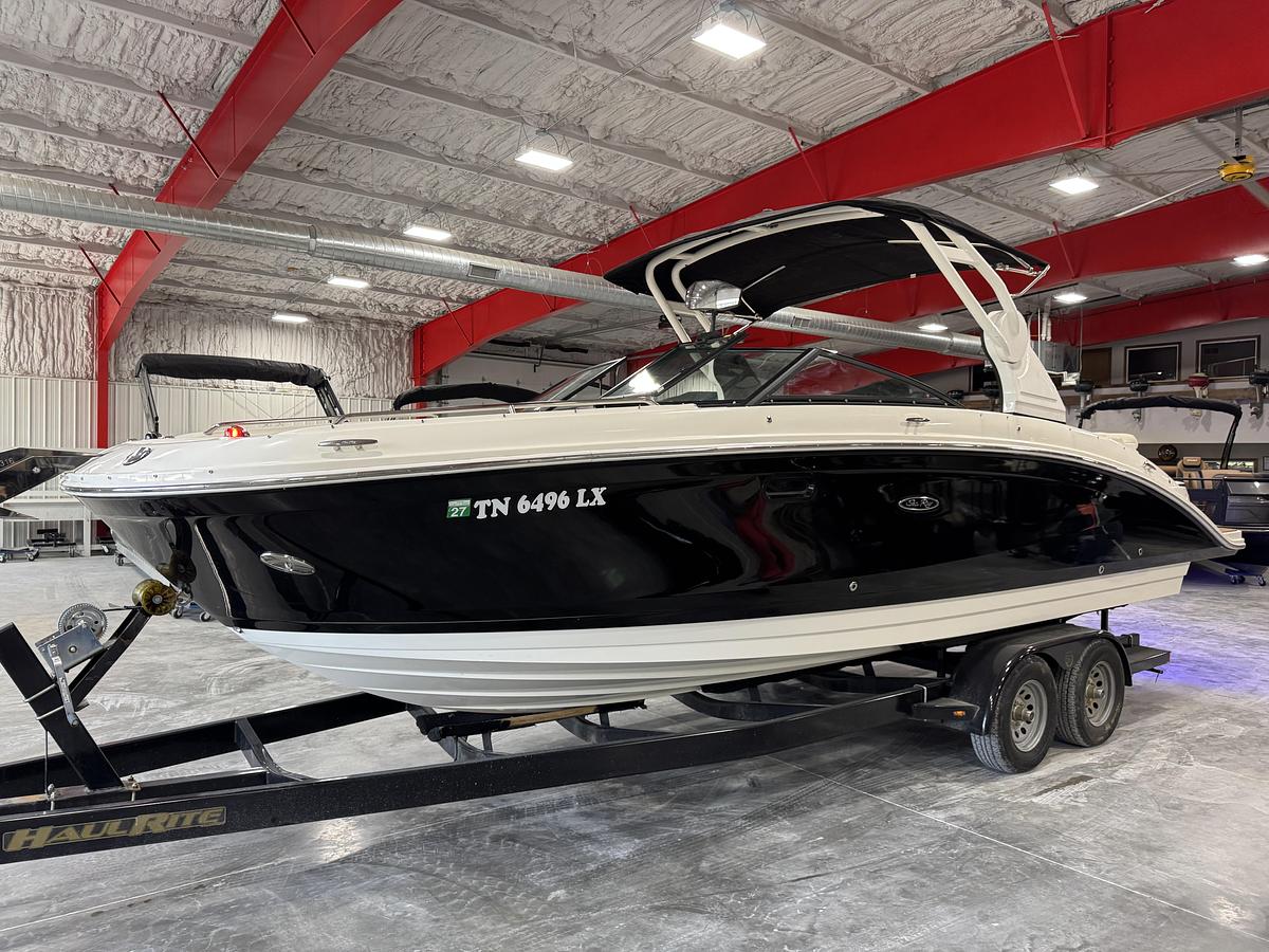 Used 2018 Sea Ray 270 SDX