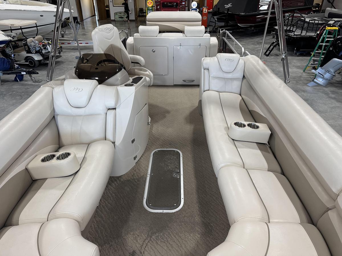 Used 2012 Manitou 27 SES