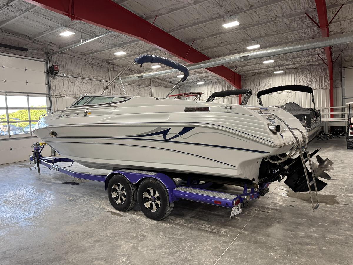 Used 1998 Mariah 272 BR