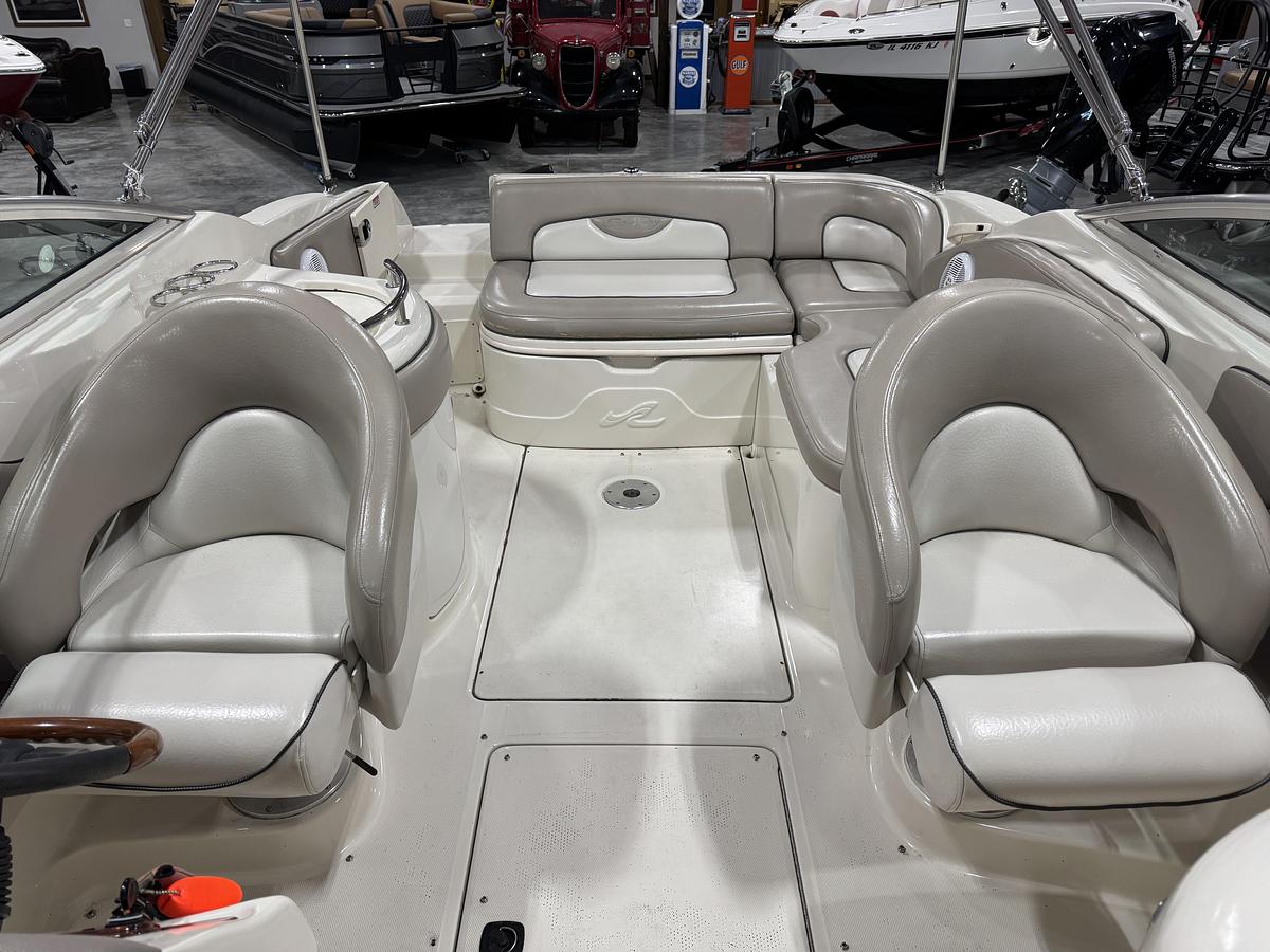Used 2004 Sea Ray 270 Sun Deck