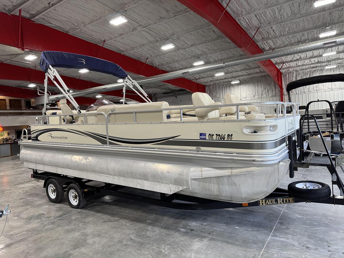 Used 2007 Bennington 2257 RFS