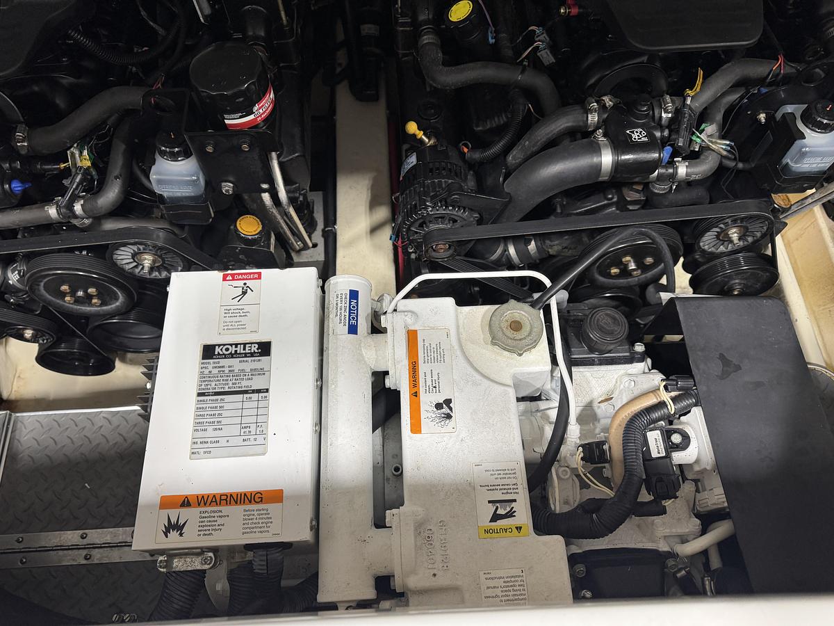 Used 2005 Formula 330 SS Sun Sport