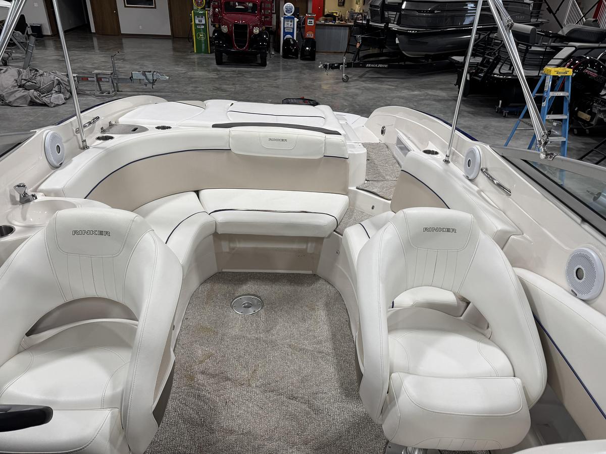 Used 2006 Rinker 246 BR