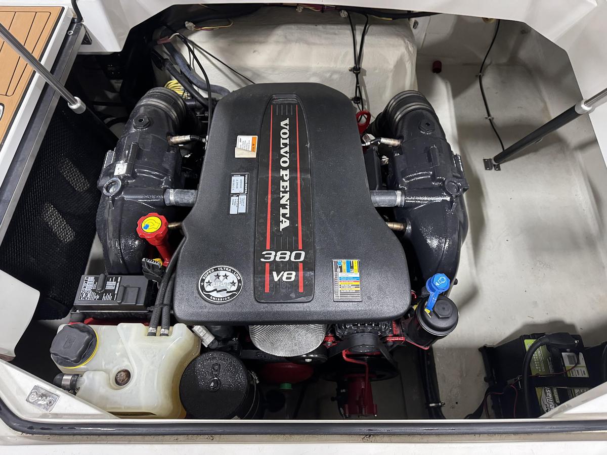 Used 2012 Cobalt 276 BR