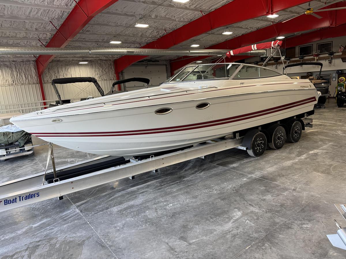 Used 2001 Formula 330 SS Sun Sport