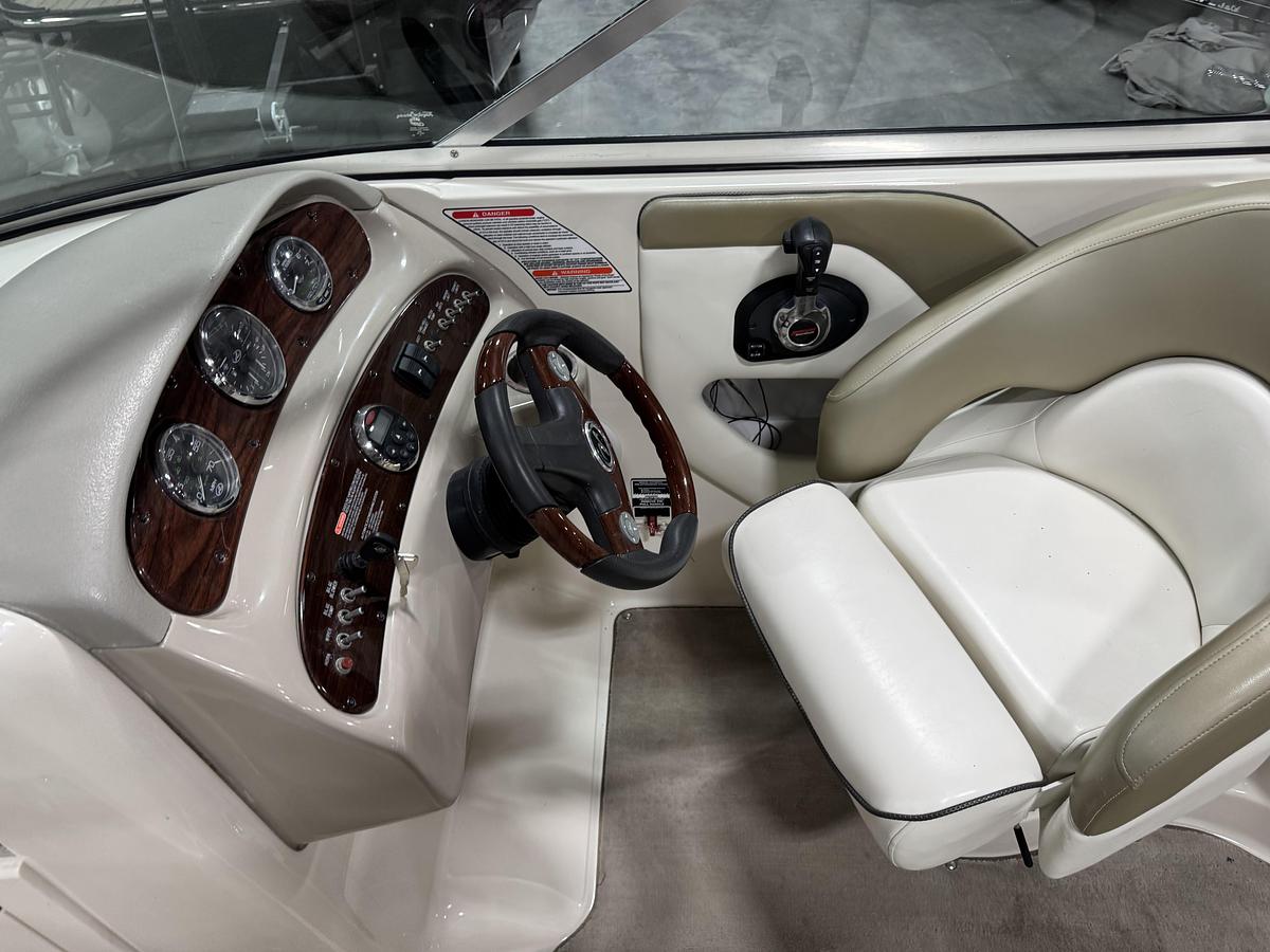 Used 2006 Sea Ray 270 Sundeck