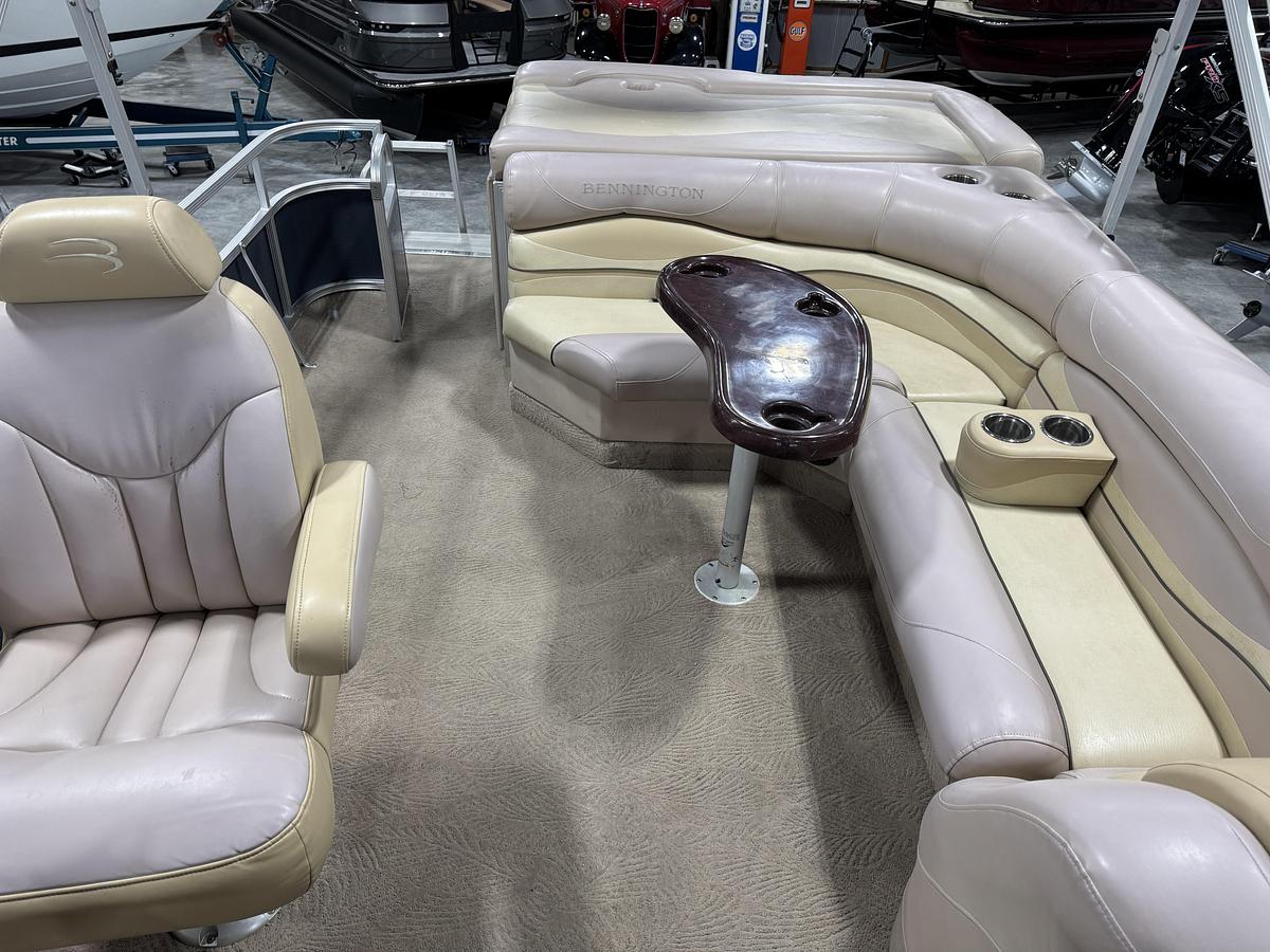 Used 2008 Bennington 2575 RL