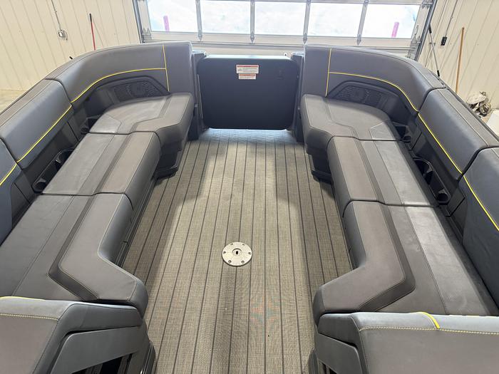 Used 2022 Manitou 24 Explorer