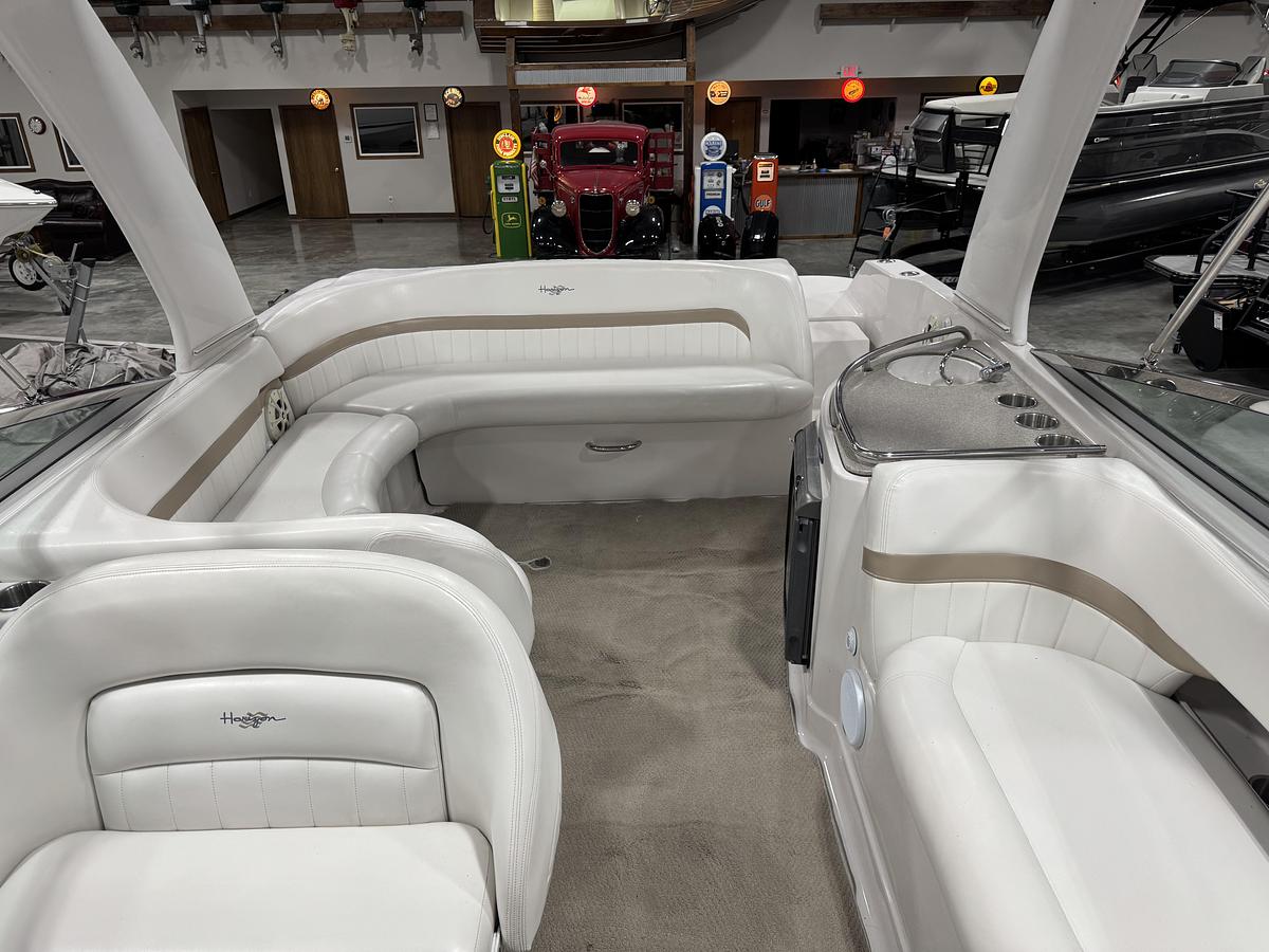 Used 2005 Four Winns 290 Horizon