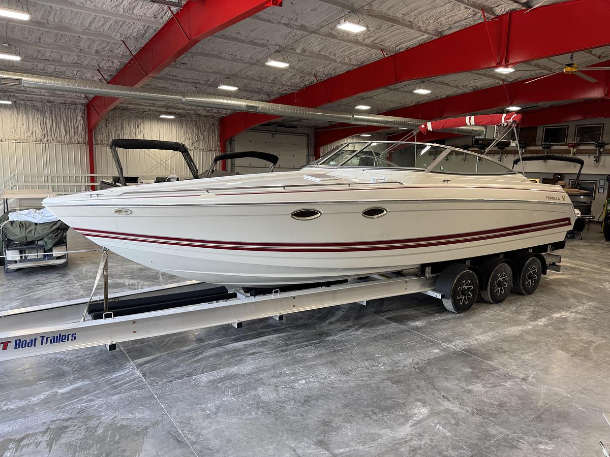 Used 2001 Formula 330 SS Sun Sport
