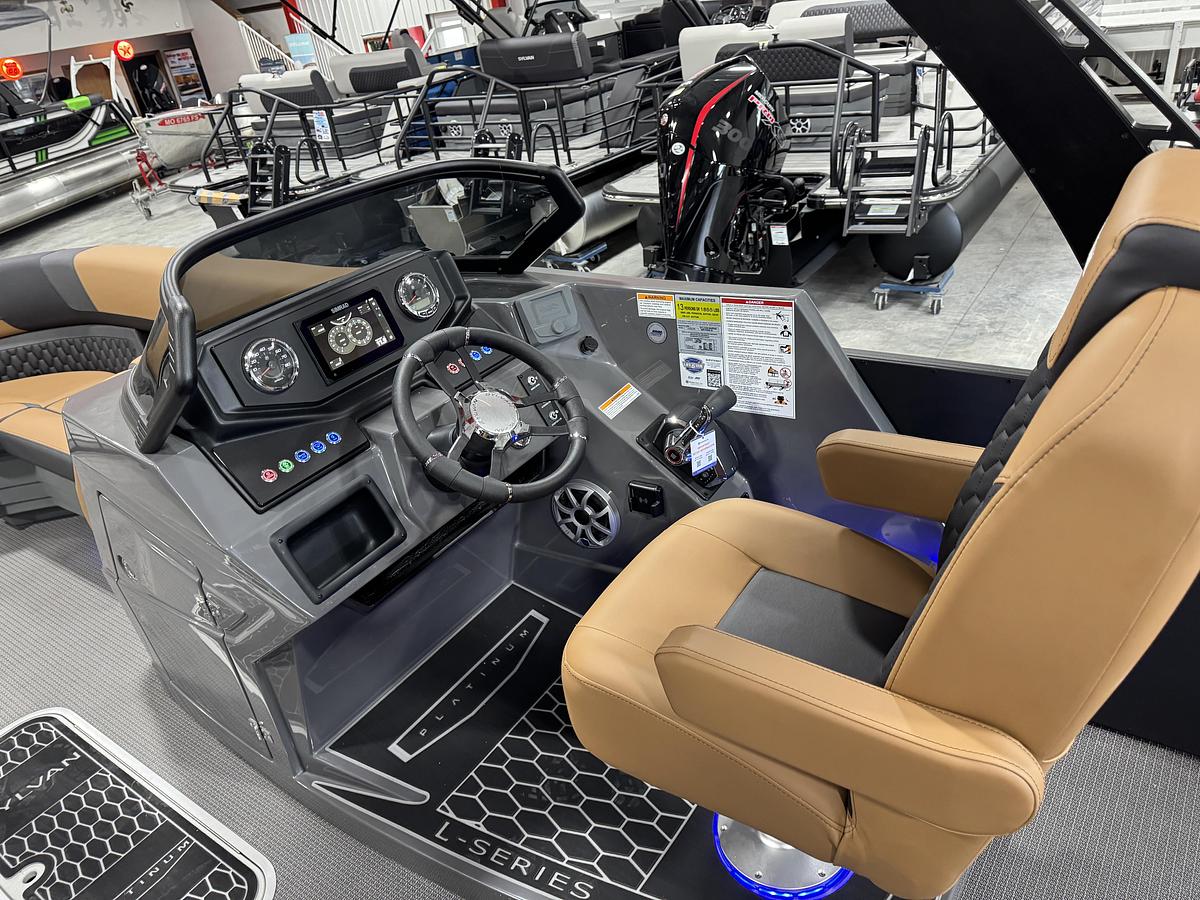 2027 Sylvan L-5 Platinum