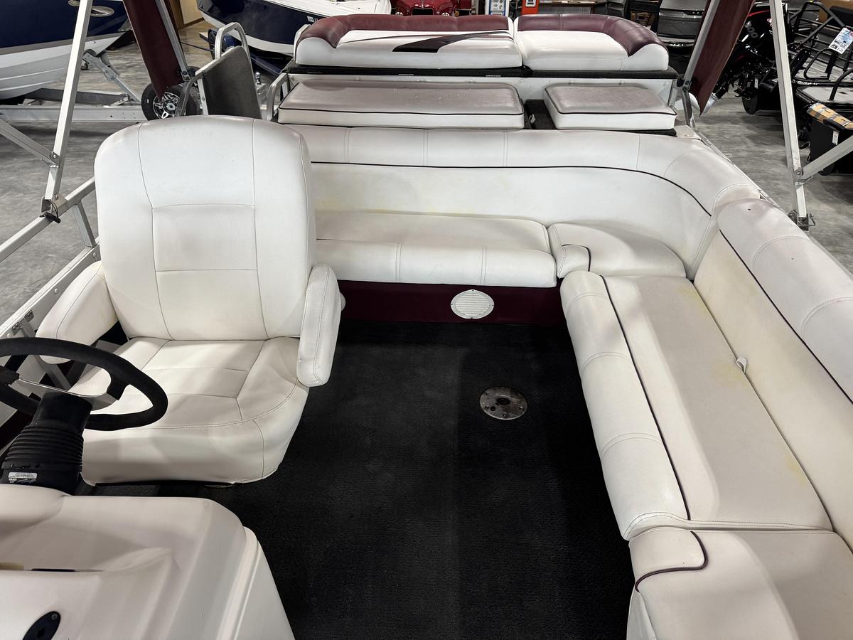 Used 2008 PlayCraft 2600 Clipper