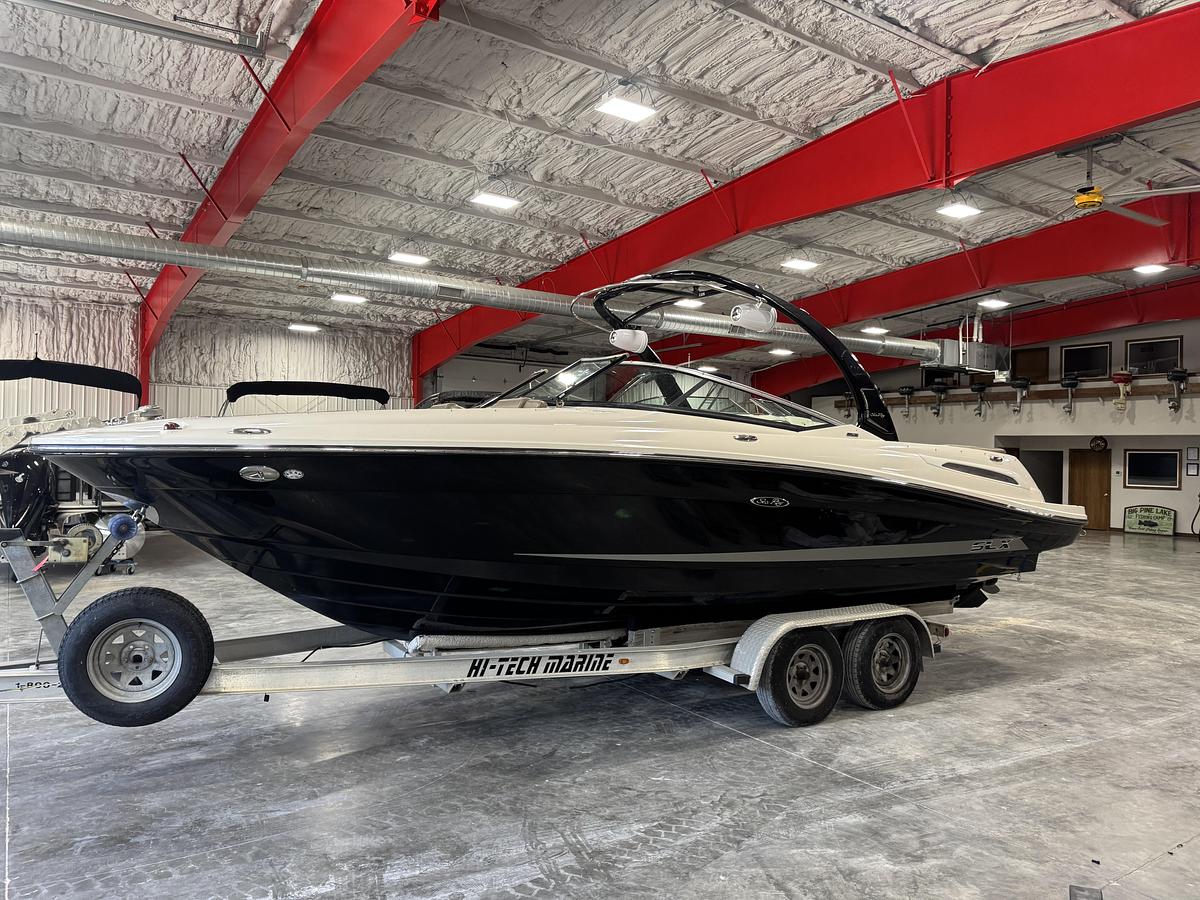 Used 2013 Sea Ray 250 SLX