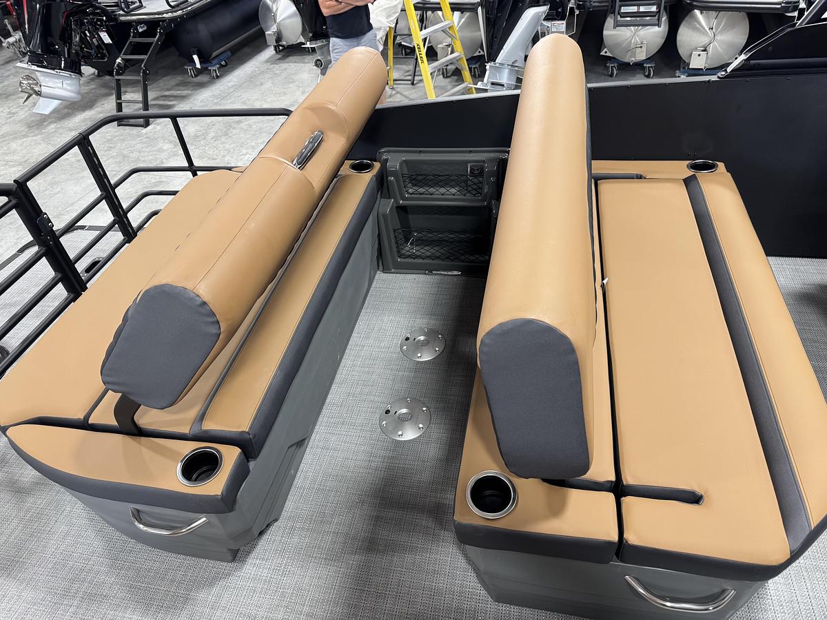 2026 Sylvan L-5 Platinum