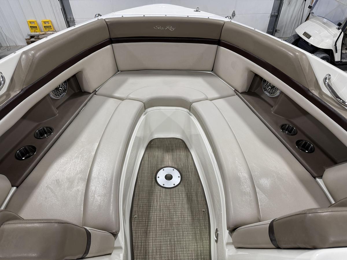 Used 2011 Sea Ray 250 SLX