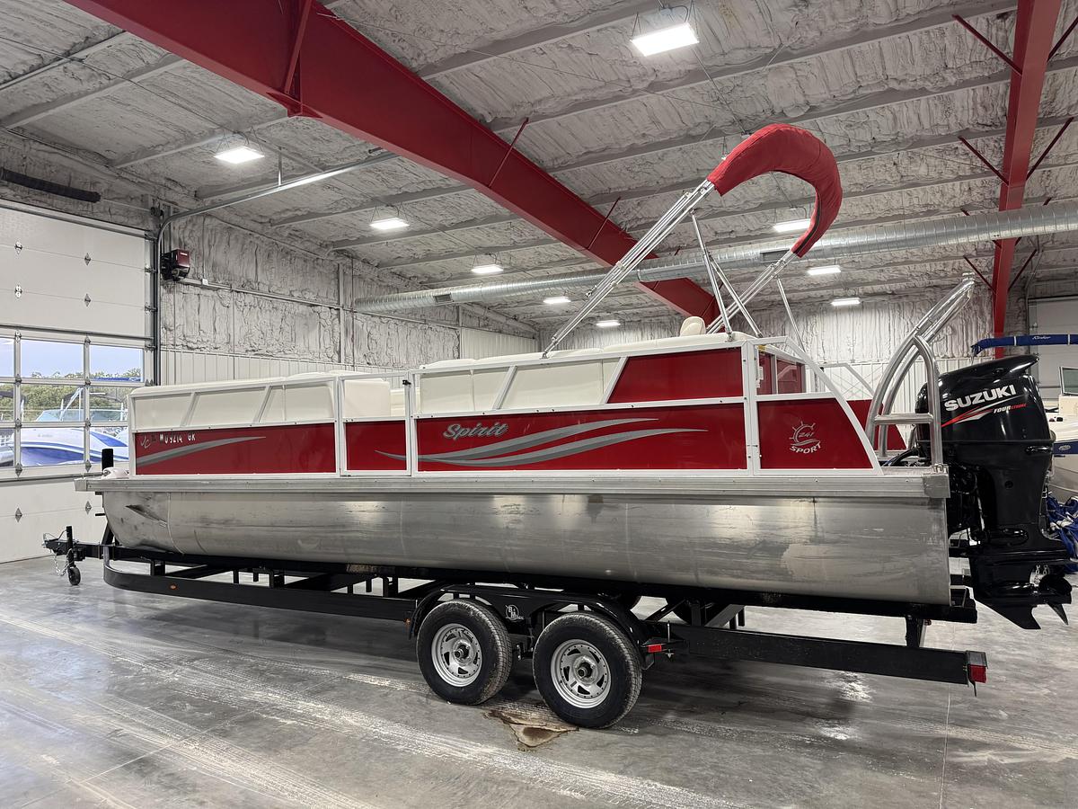 Used 2015 JC Tritoon 241 TT Sport