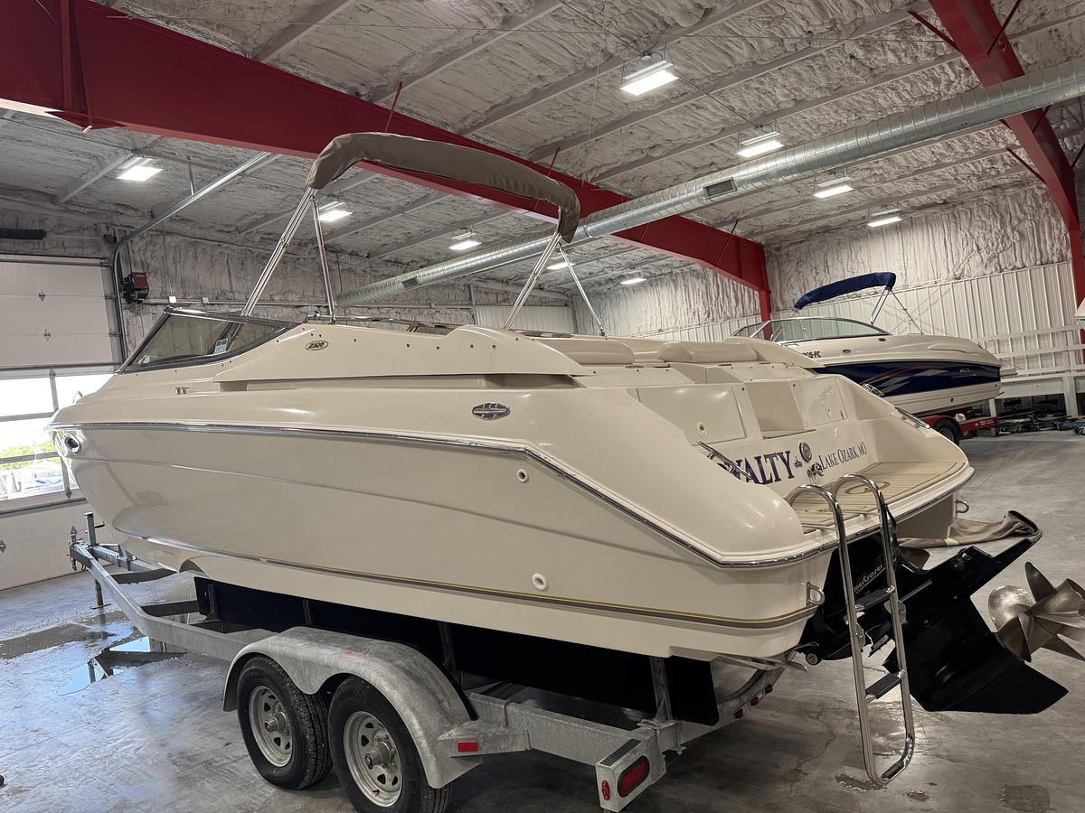 Used 2000 Regal 2800 LSR