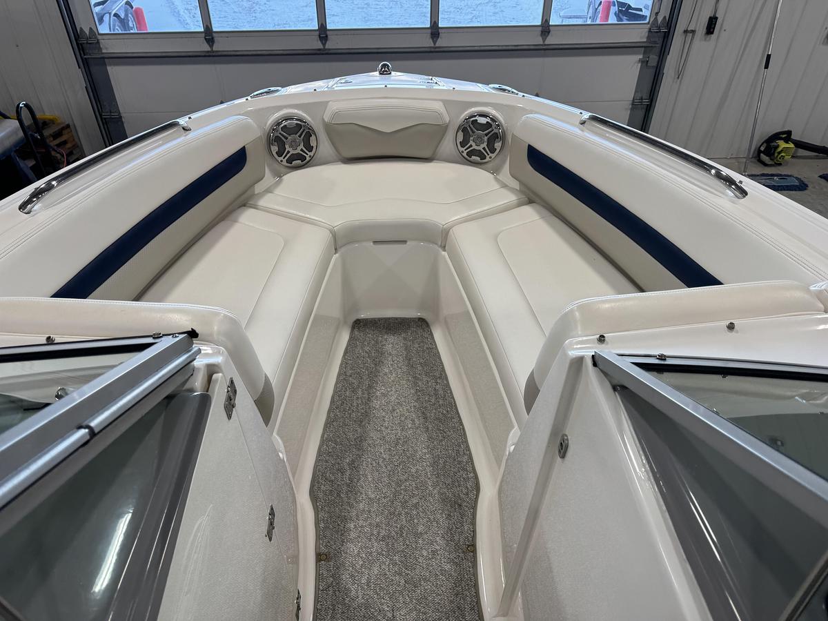 Used 2012 Chaparral 216 SSI
