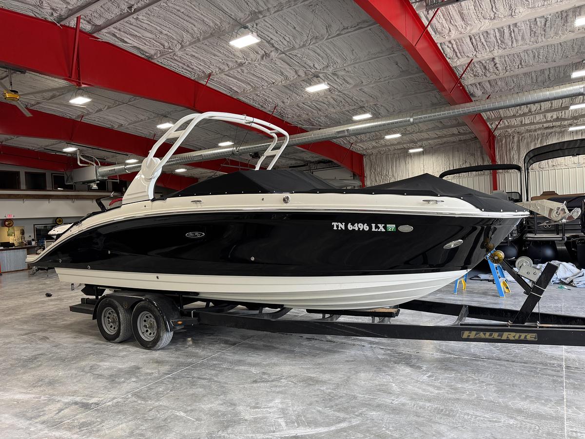 Used 2018 Sea Ray 270 SDX