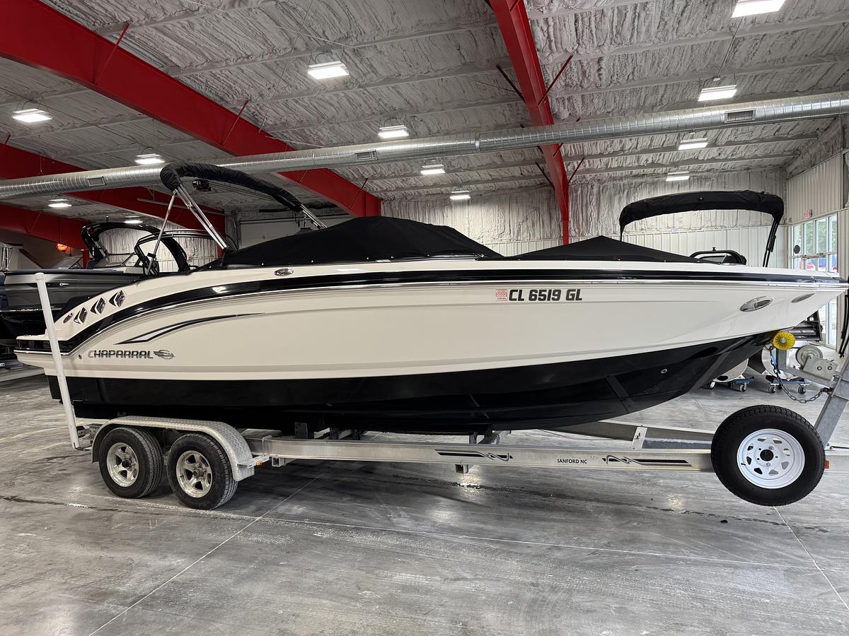 Used 2012 Chaparral 246 SSI