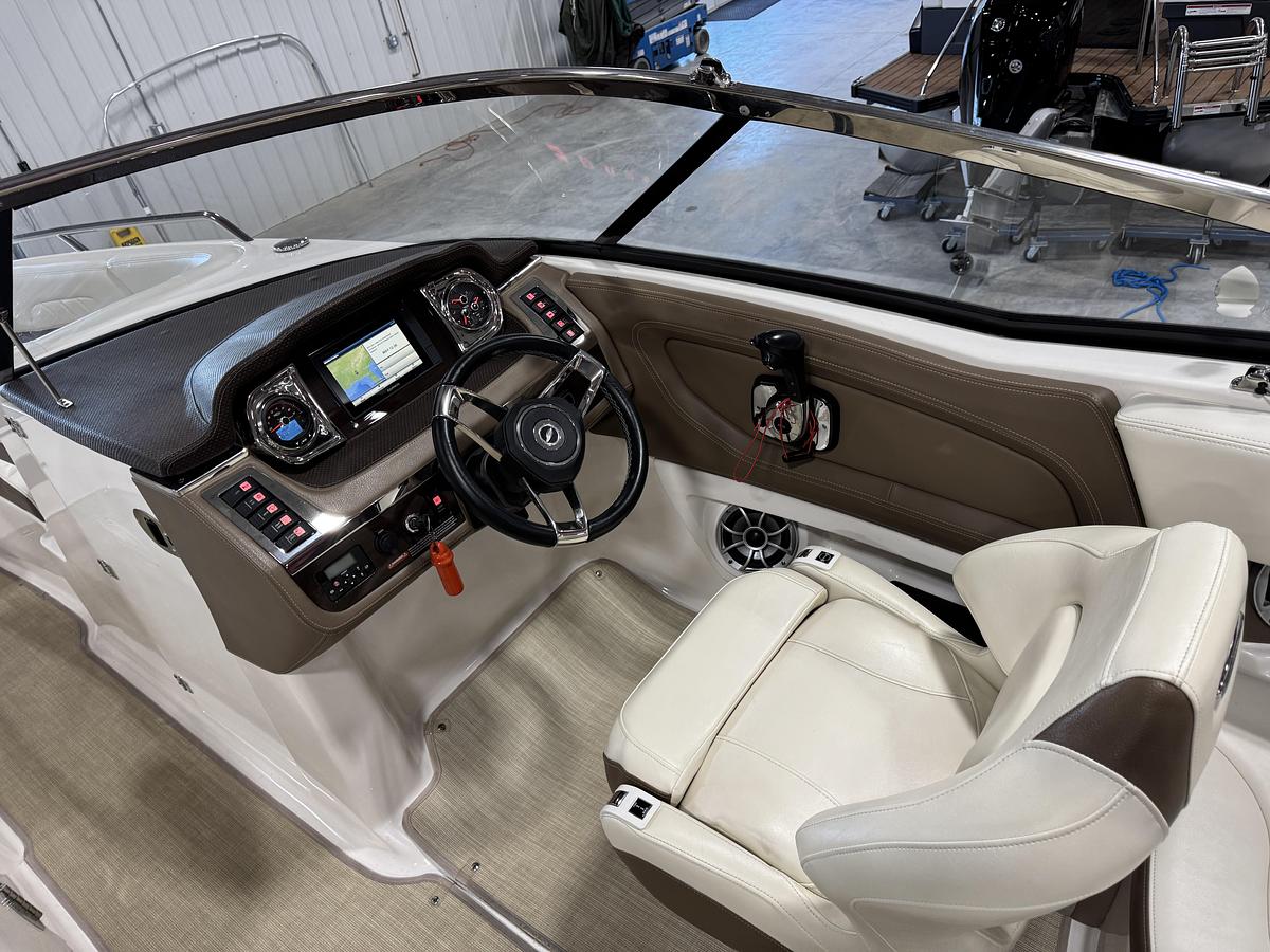 Used 2015 Chaparral 257 SSX