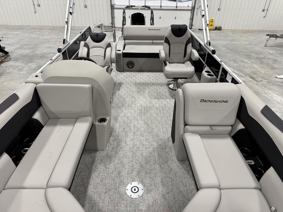 2026 Berkshire 24 UL LE