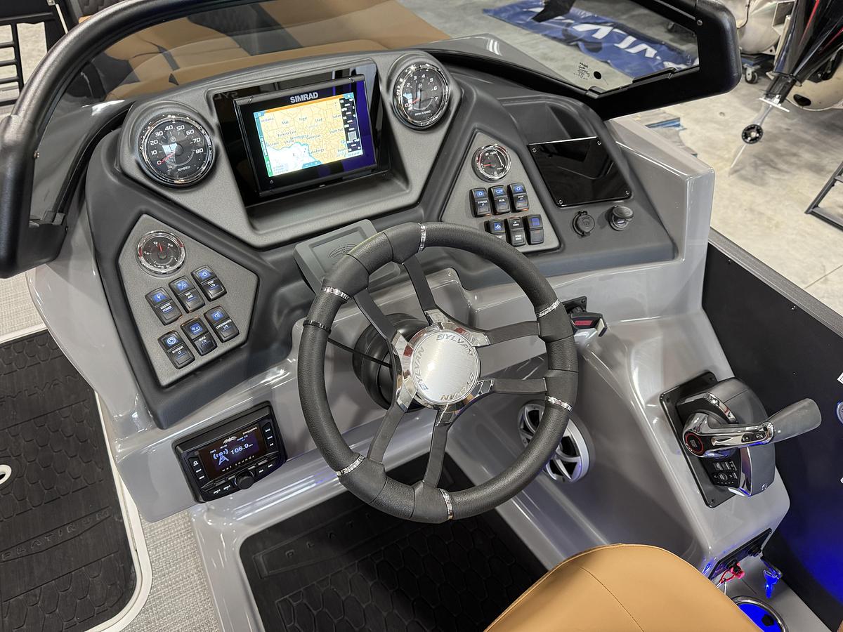 2026 Sylvan L-5 Platinum