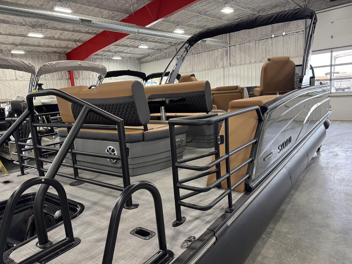 2026 Sylvan L-5 Platinum