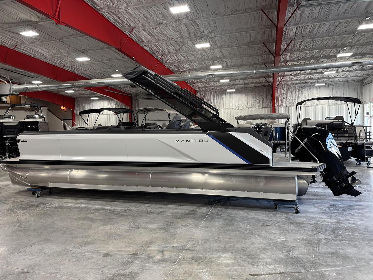 Used 2025 Manitou 26 Explore