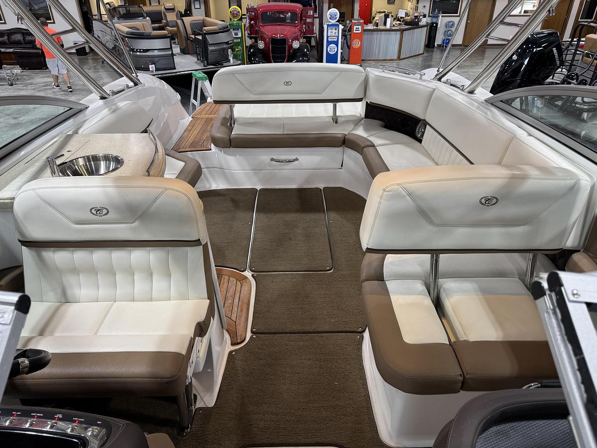 Used 2015 Cobalt 302 BR