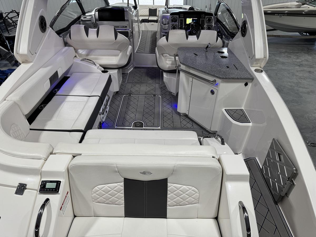 Used 2015 Chaparral 327 SSX