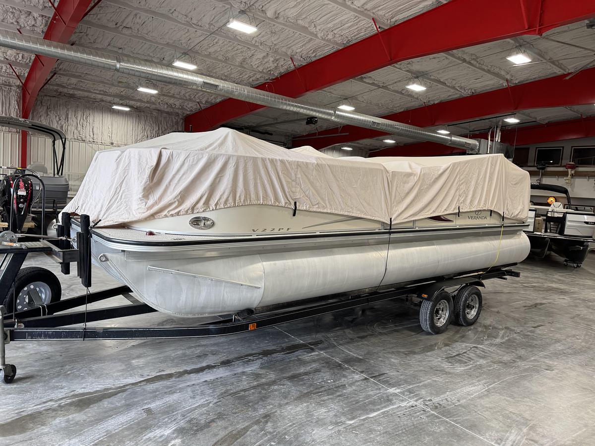 Used 2007  Veranda VP 22