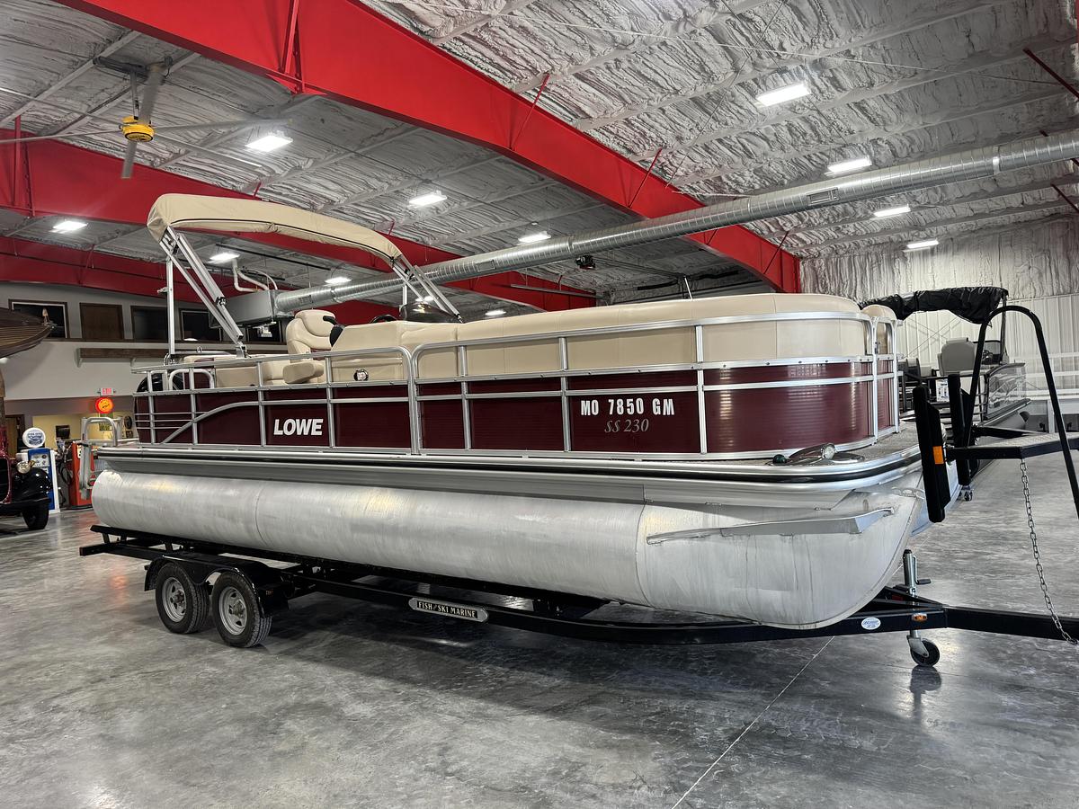 Used Lowe 230 SS