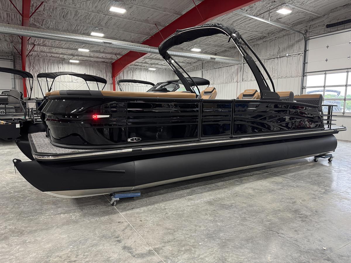 2026 Sylvan L-5 Platinum