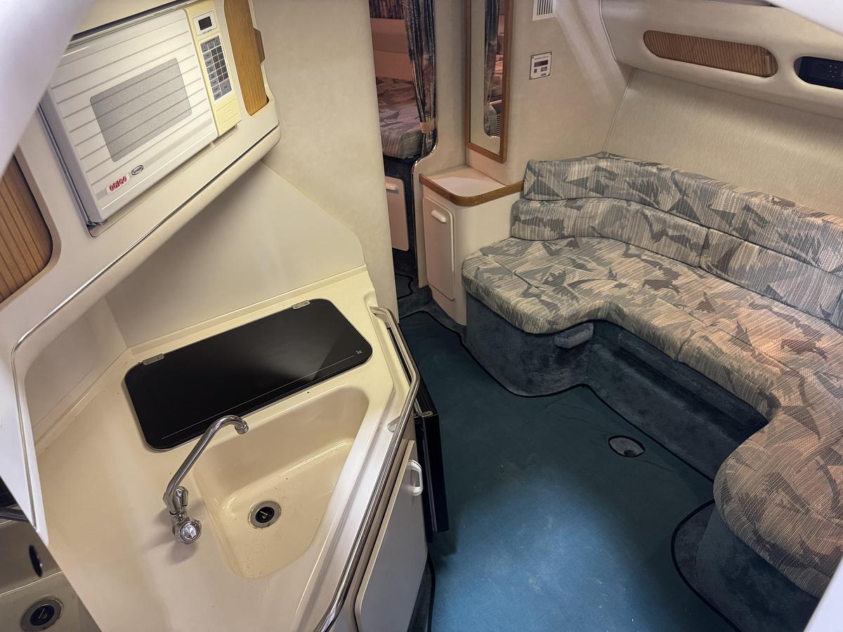 Used 1994 Sea Ray 300 Sundancer