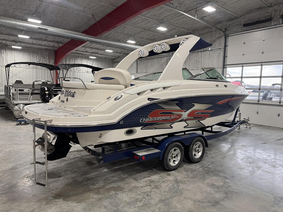 Used 2007 Chaparral 256 SSI