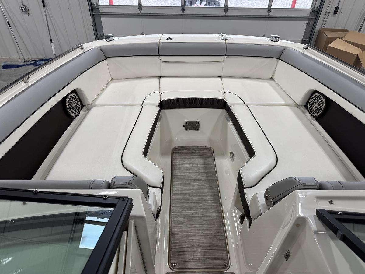 Used 2015 Sea Ray SDX 270