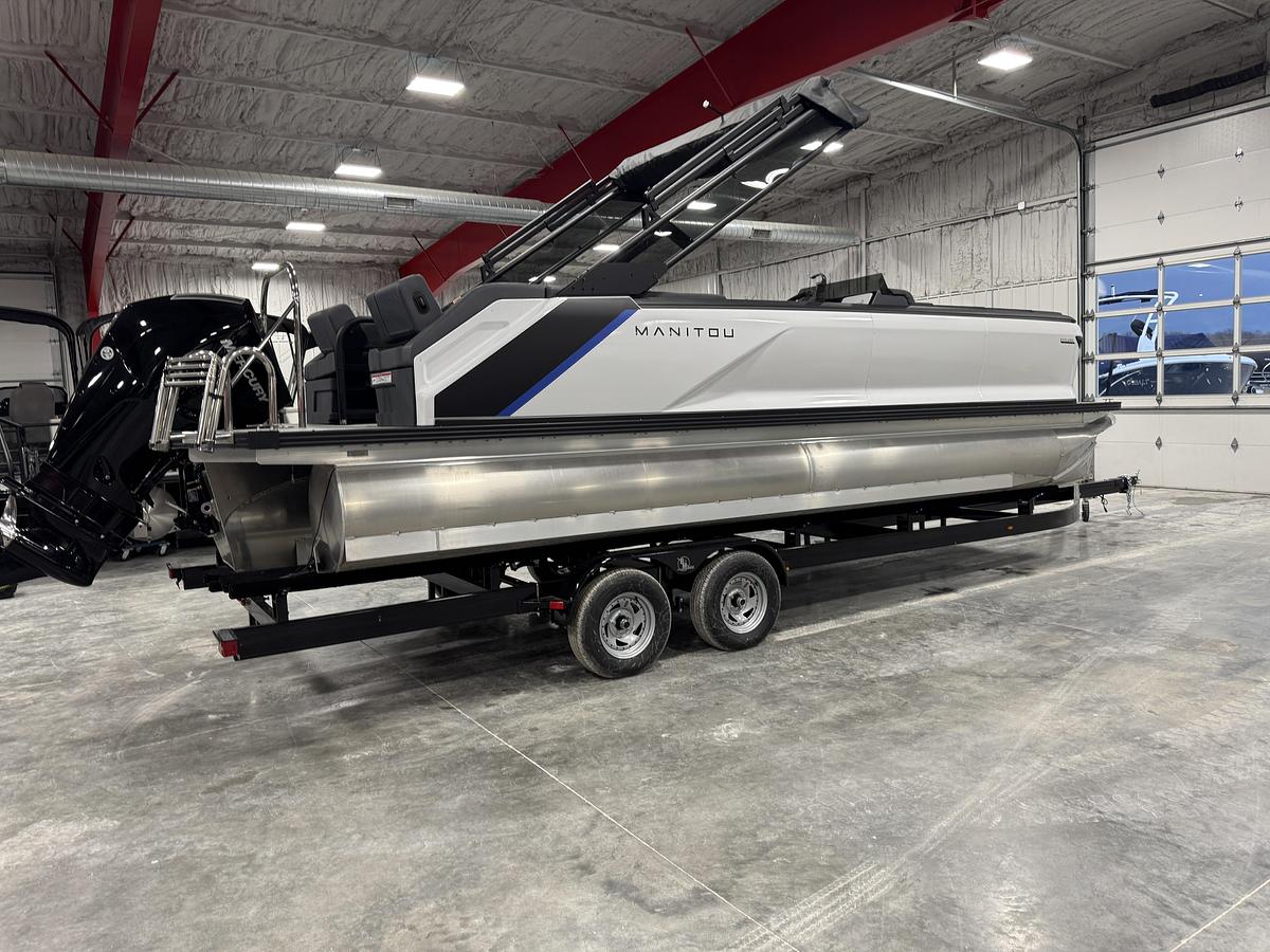 2025 Manitou 24 Explore