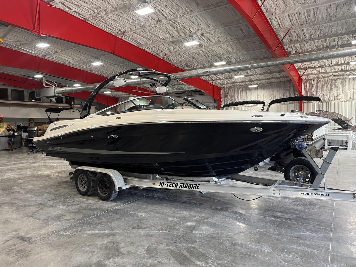 Used 2013 Sea Ray 250 SLX