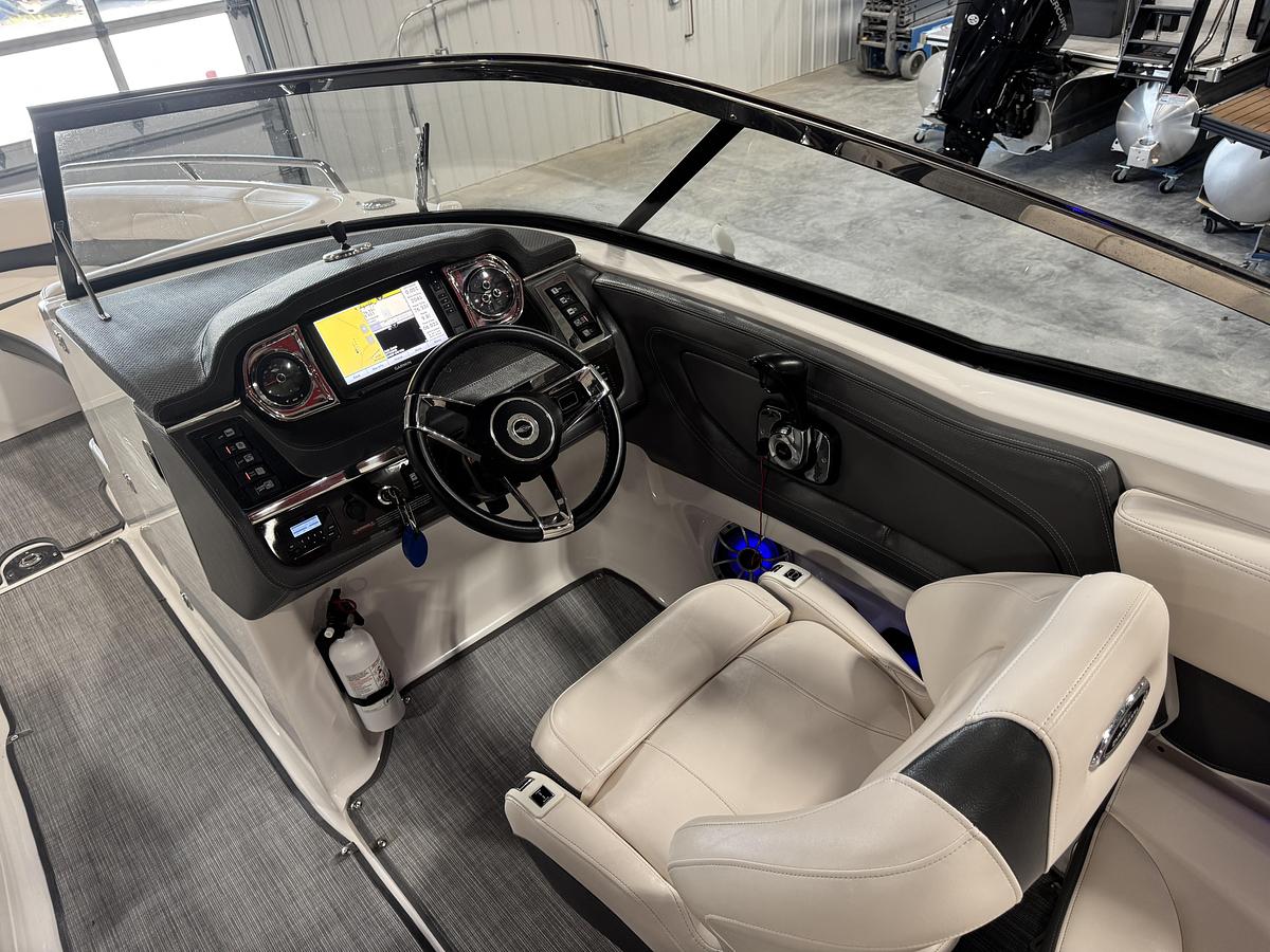 Used 2017 Chaparral 277 SSX