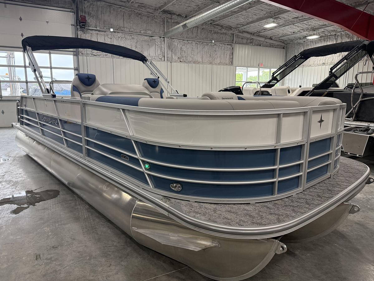 2026 Berkshire 24 UL LE
