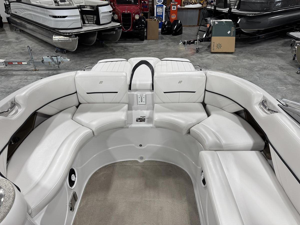 Used 2009 Four Winns H-260