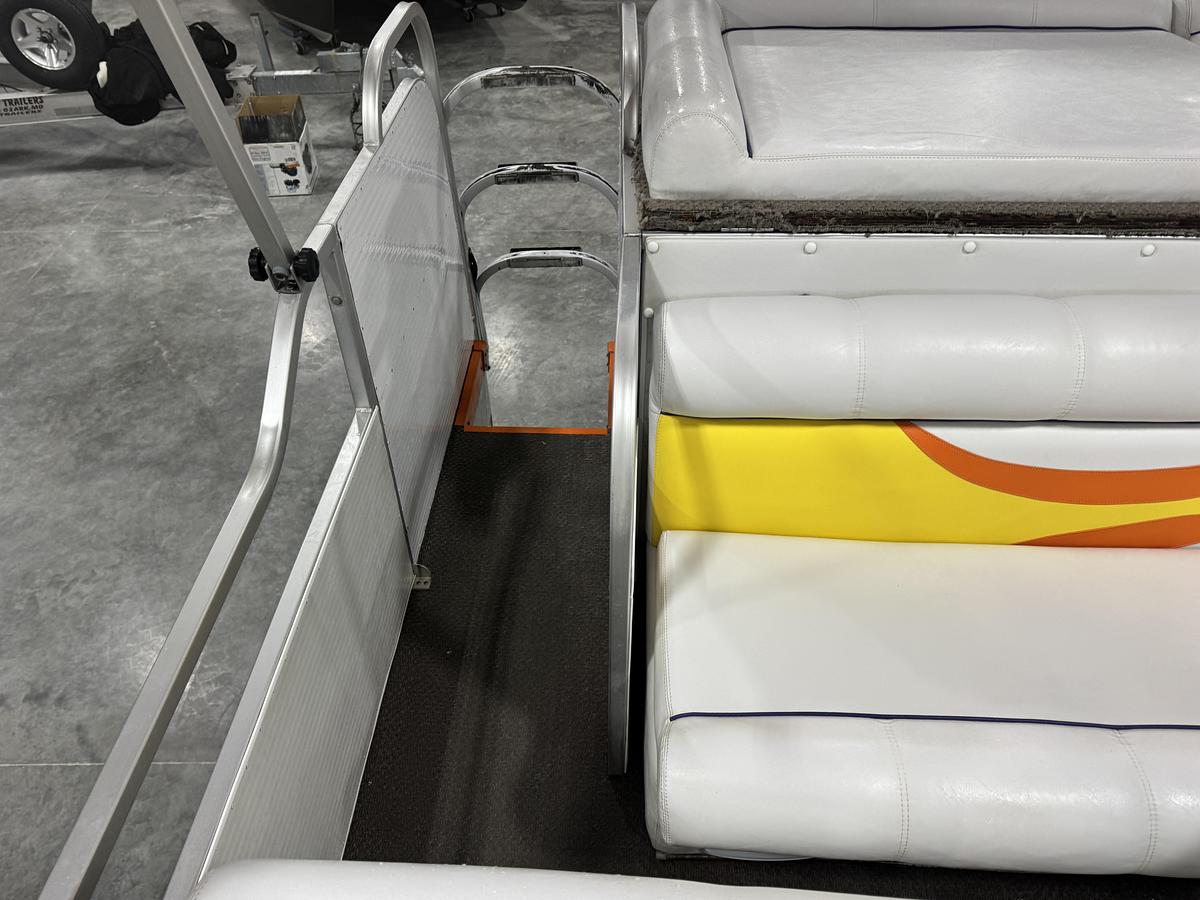 Used 2007 PlayCraft 2400 Clipper