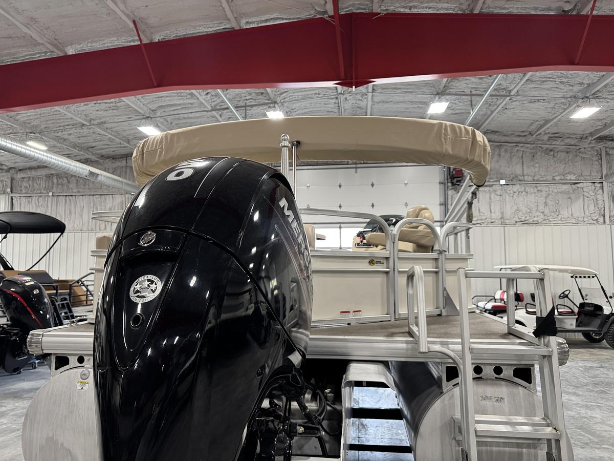 Used 2016 Sun-Tracker 22 Party Barge DLX XP3