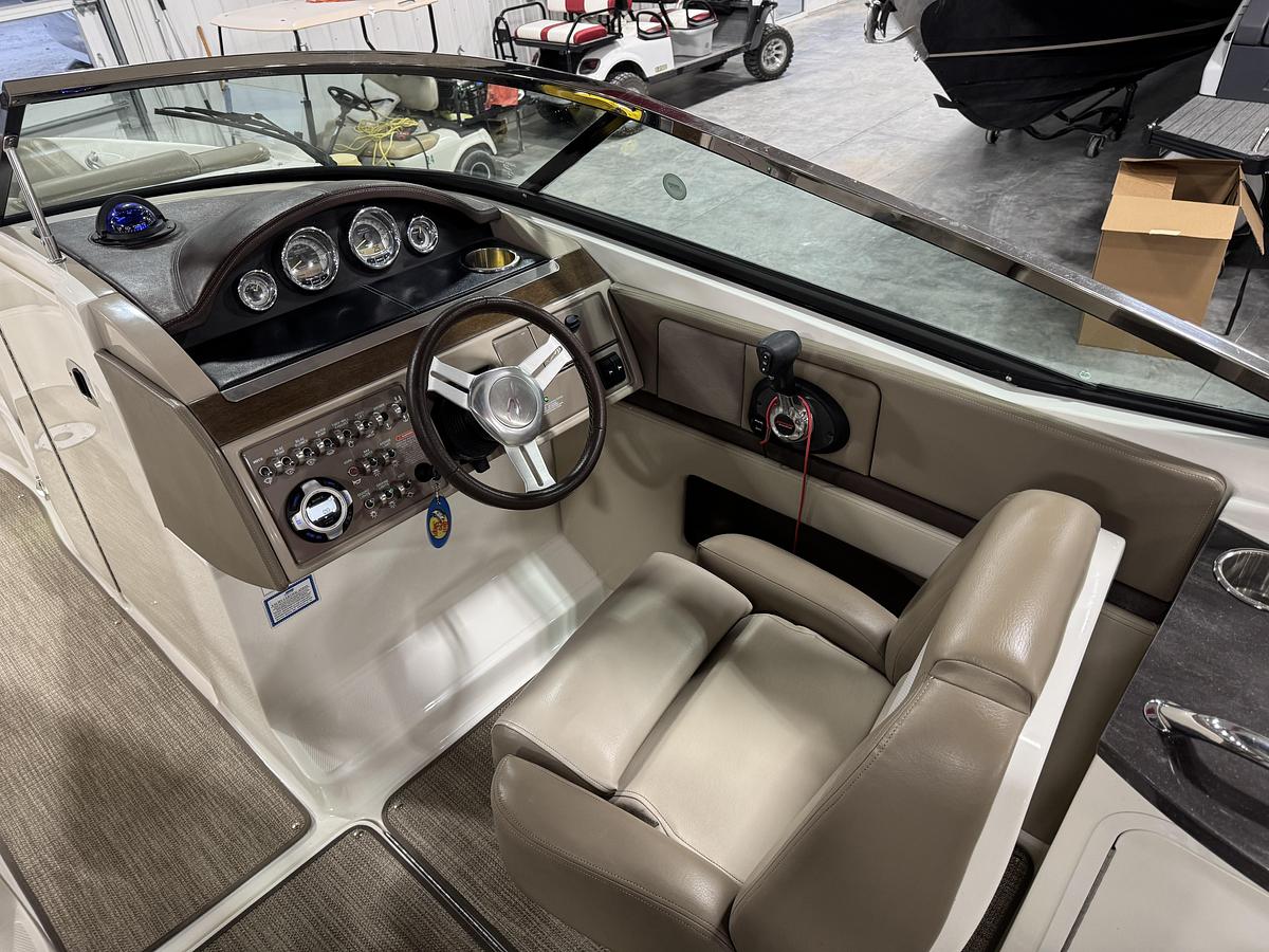 Used 2011 Sea Ray 250 SLX